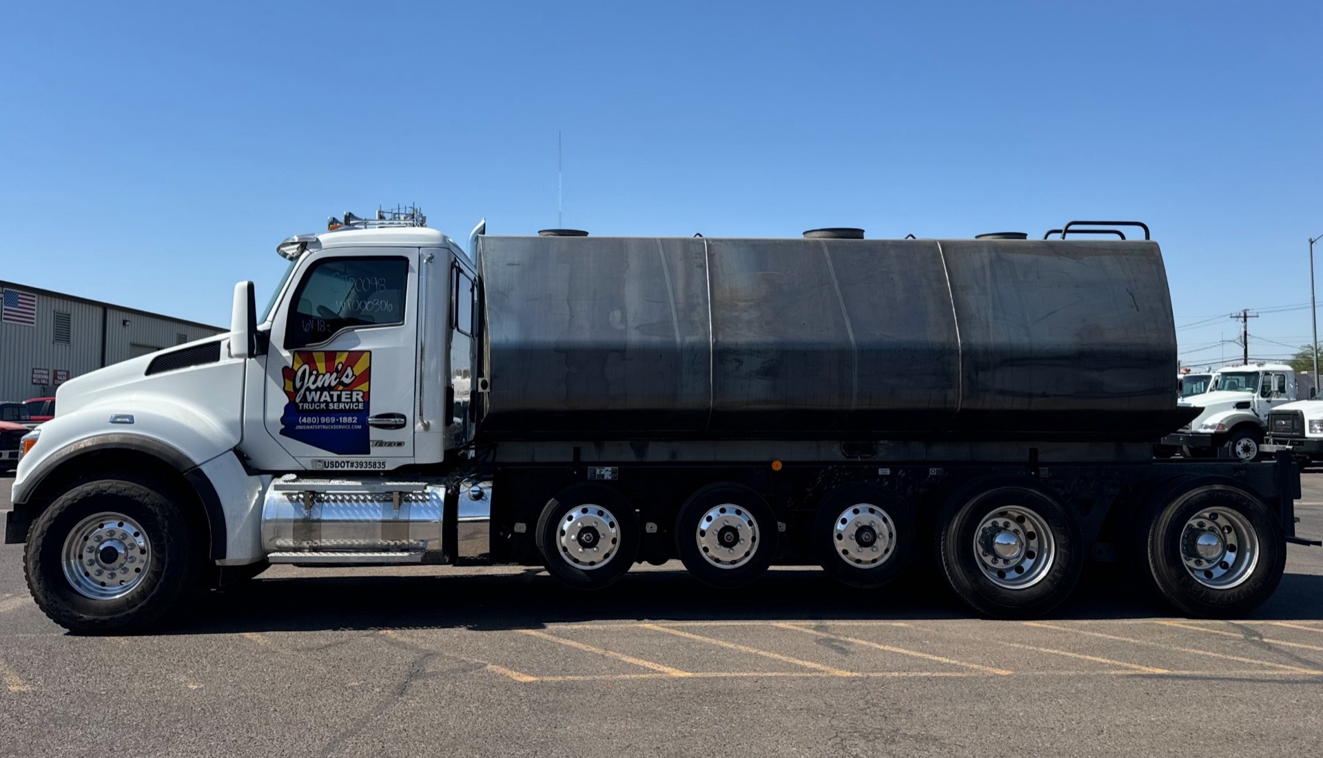 Jim's Water Truck Service Kenworth T880 water tanker